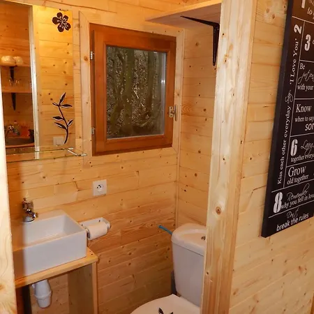 Daire Charming In Sensenruth With Jacuzzi Bouillon